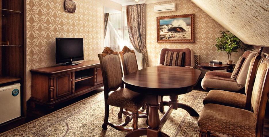 Karagandy Merey Hotel חדר תמונה