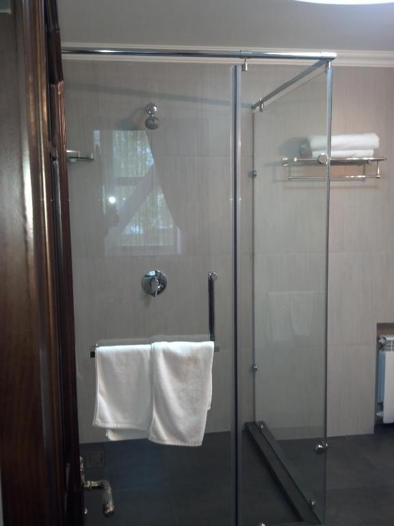 Karagandy Merey Hotel חדר תמונה